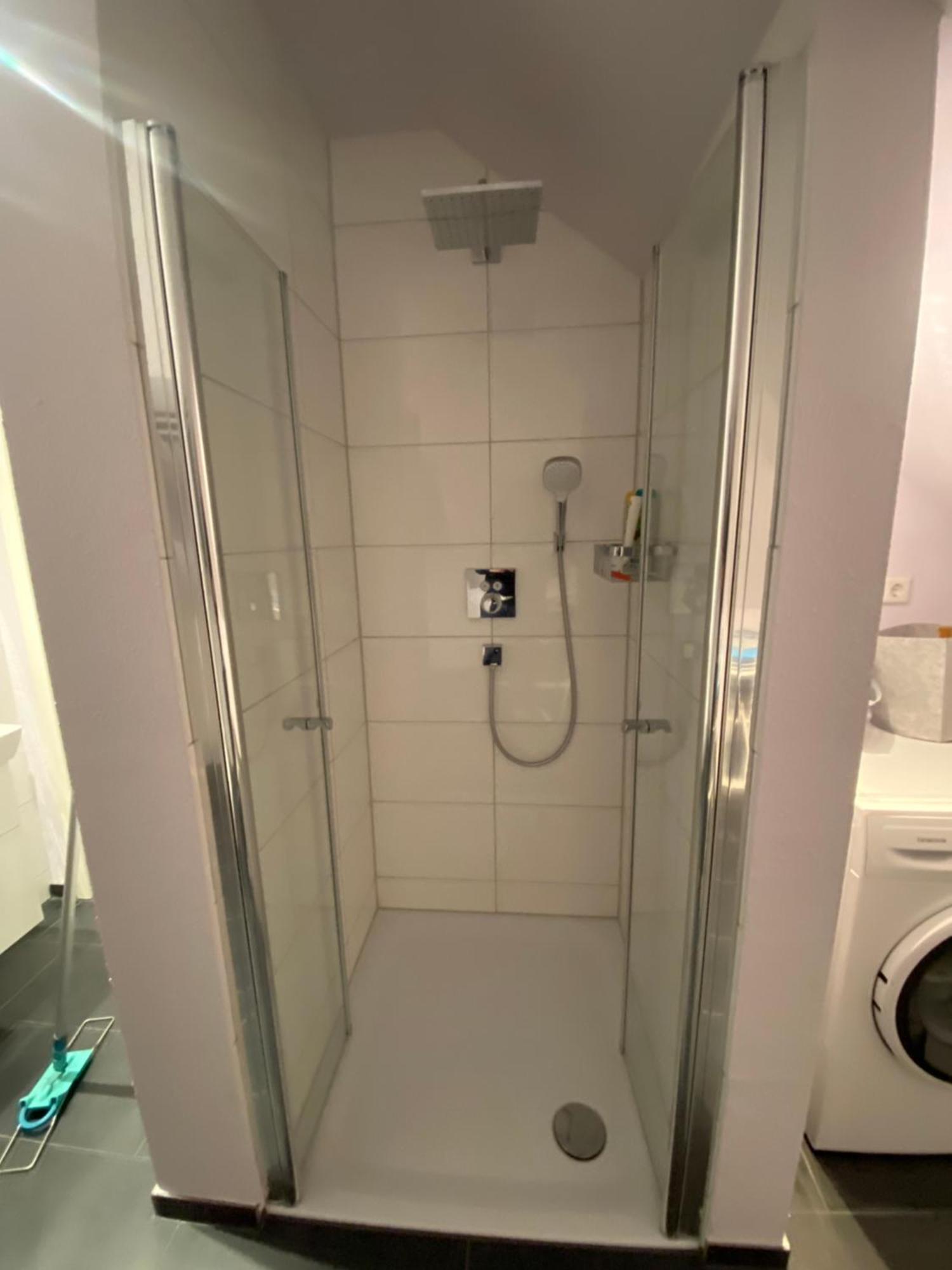 Zimmer Am Bachlauf Gelsenkirchen Exterior foto