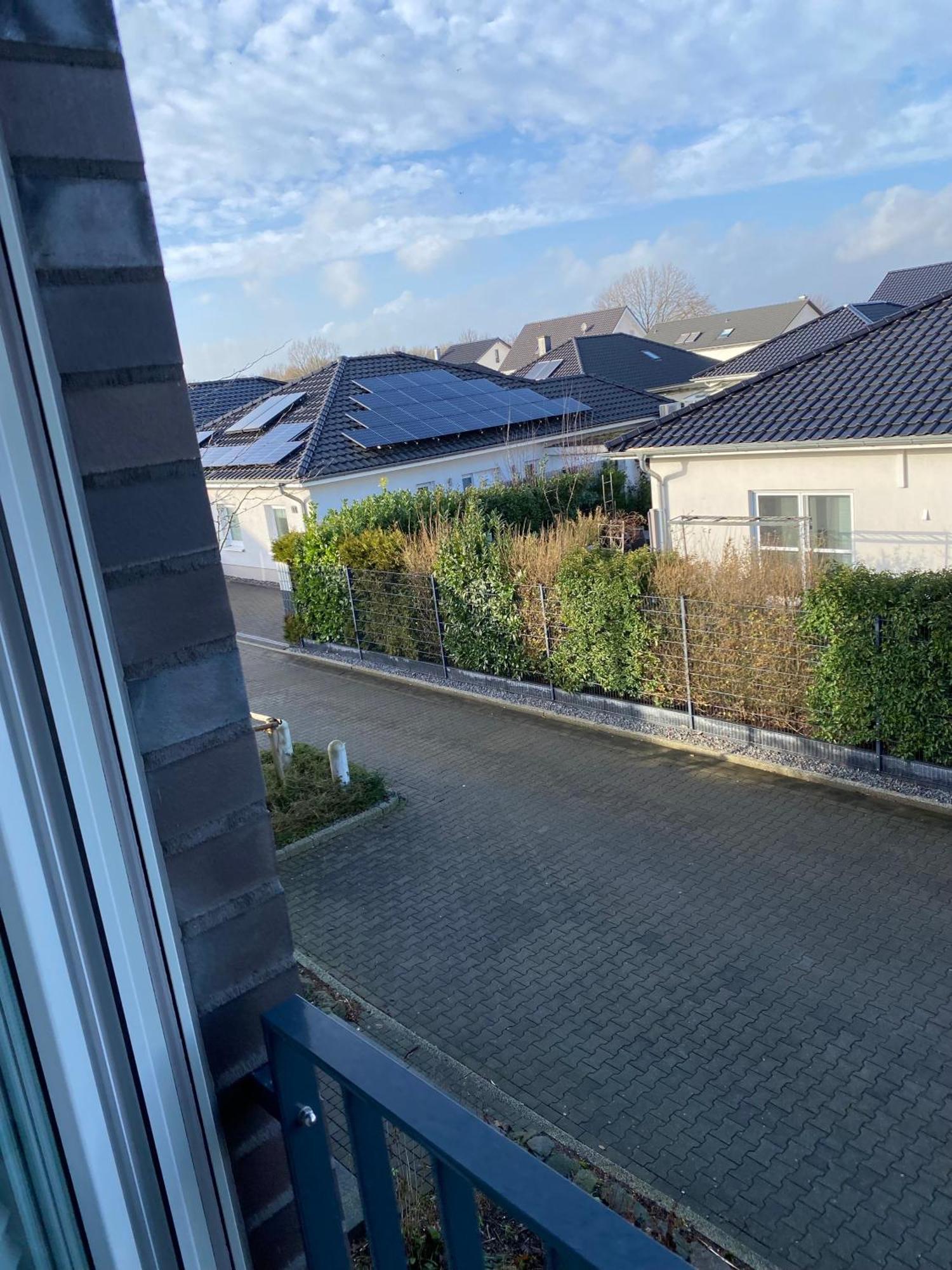 Zimmer Am Bachlauf Gelsenkirchen Exterior foto